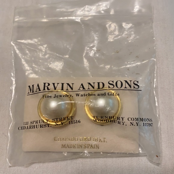 Vintage Clip On Earrings Pearl - Picture 4 of 4